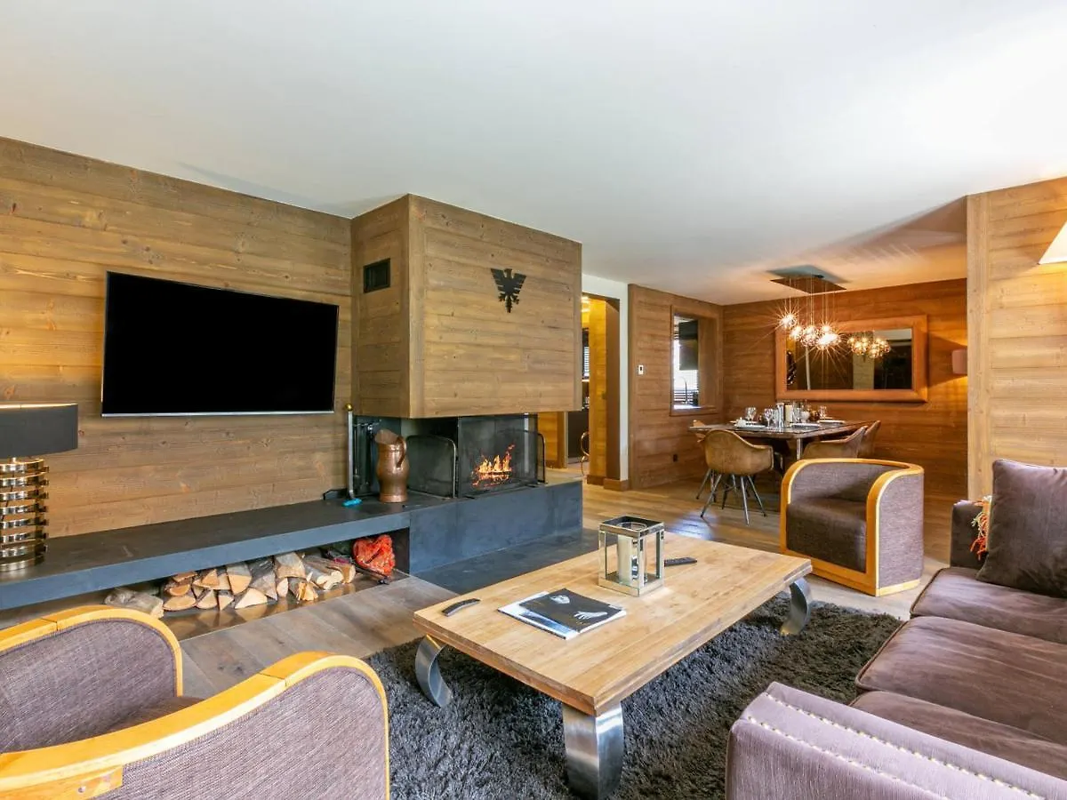 Appartement De Prestige Avec Cheminee, Balcon Et Wifi A Val-D'Isere - Fr-1-694-320
