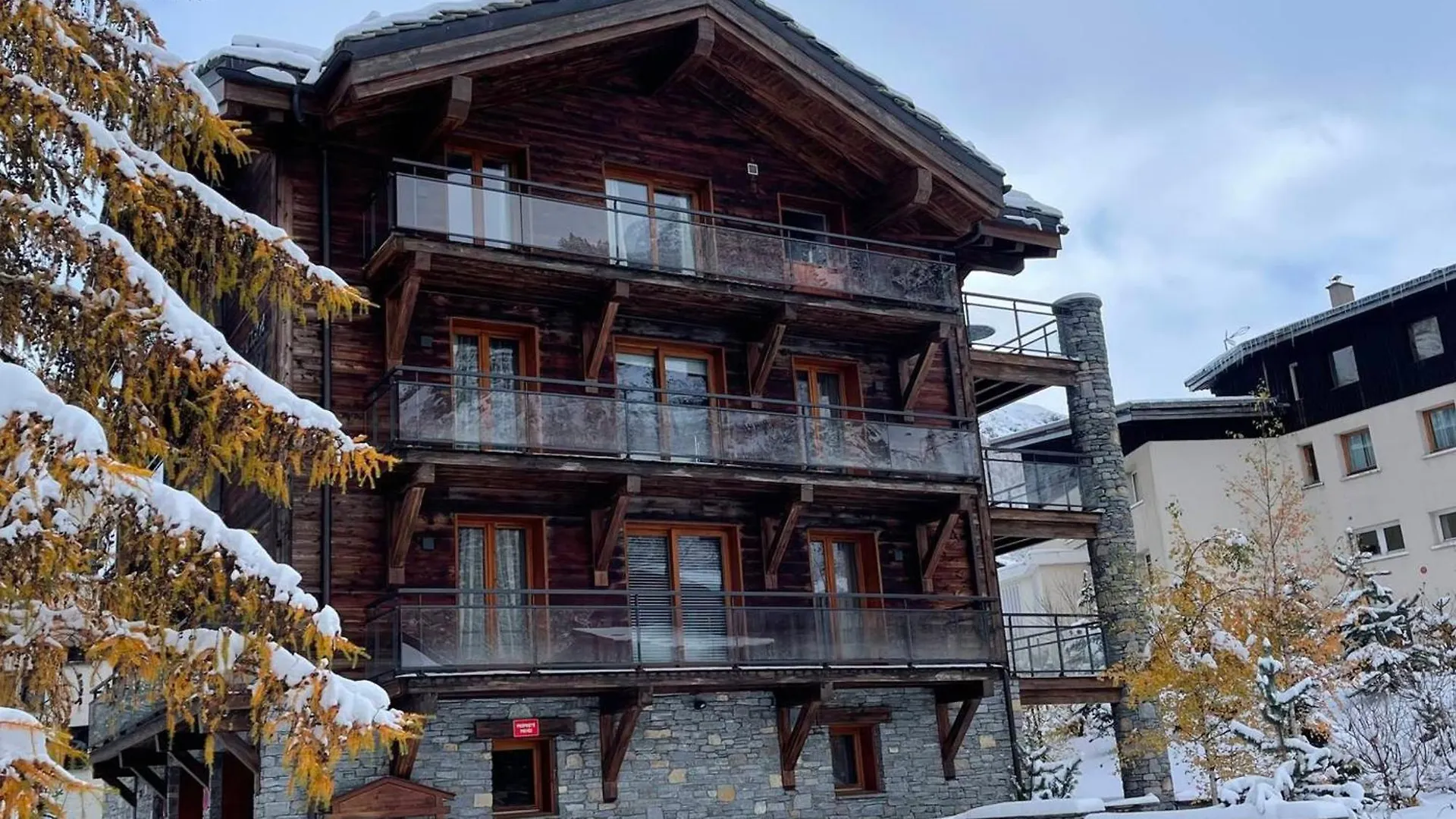 Appartement De Prestige Avec Cheminee, Balcon Et Wifi A Val-D'Isere - Fr-1-694-320 France