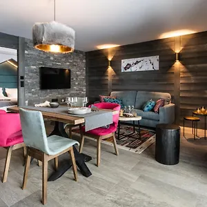 Izia - Village Montana Apartment